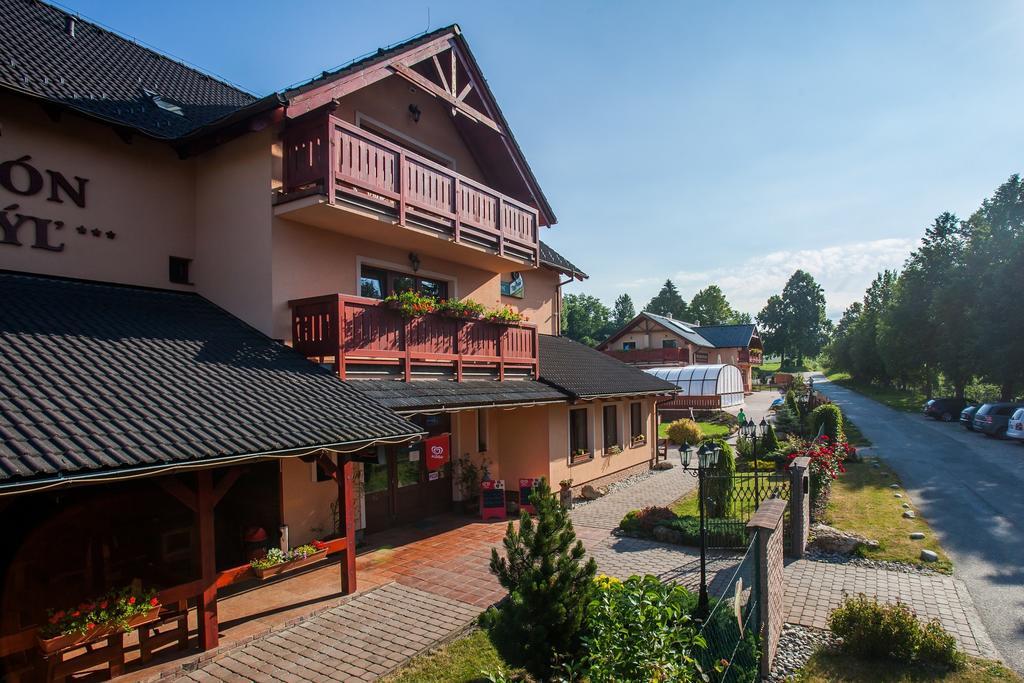 Penzion Motyl Hotel Liptovská Teplá Kültér fotó