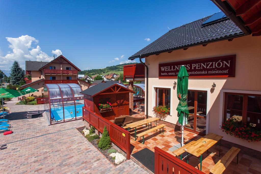 Penzion Motyl Hotel Liptovská Teplá Kültér fotó